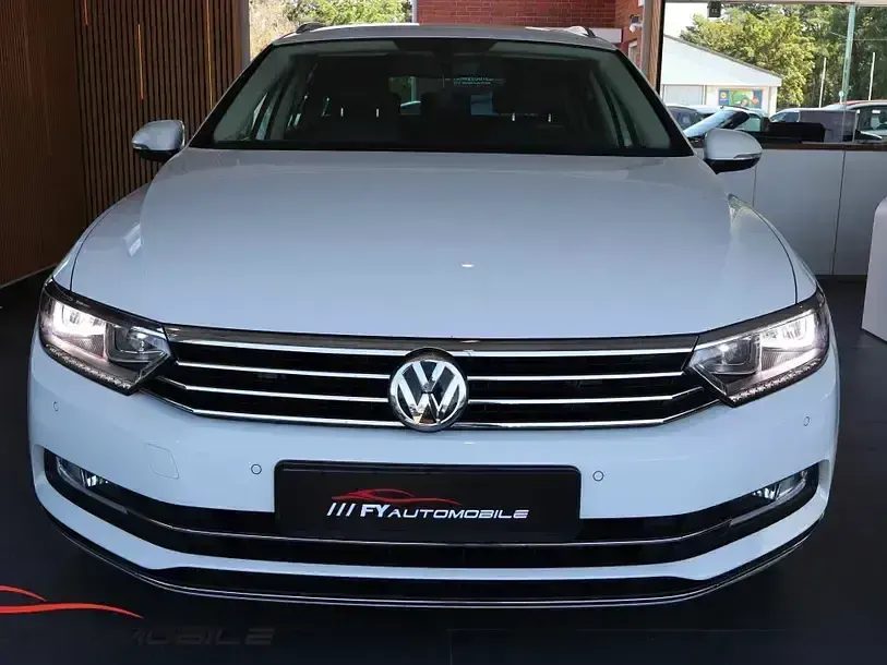 Gebraucht VW Passat Highline 150 PS (110 kW) 2017 Weiß Kombi