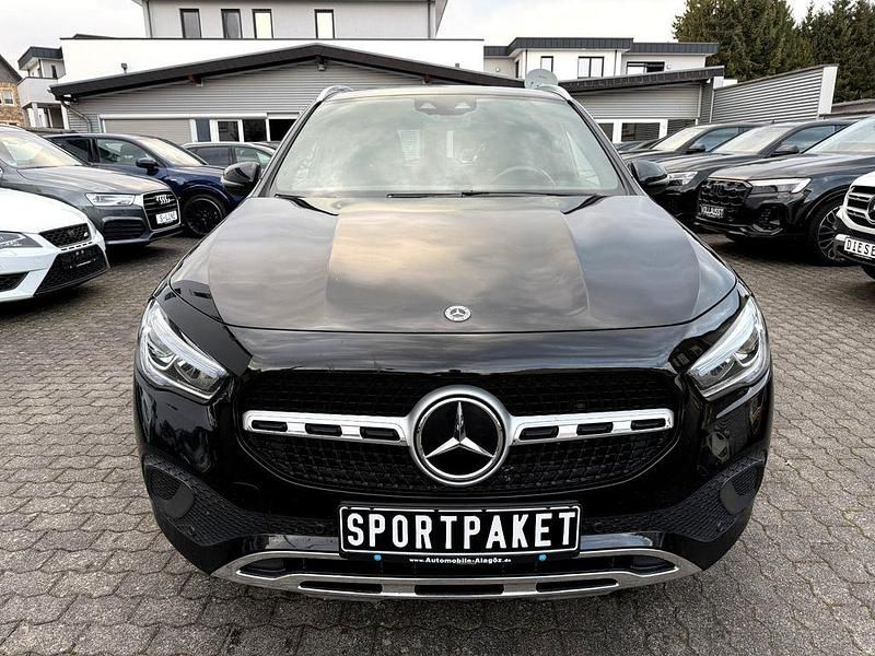 Gebraucht Mercedes GLA220 Sport 190 PS (139 kW) 2020 Schwarz SUV