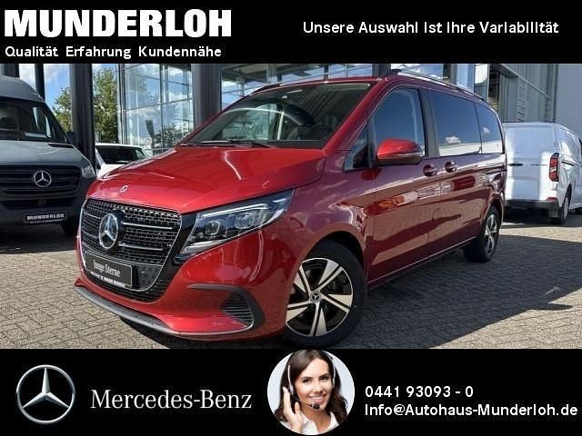 Hyazinthrot metallic Gebraucht 2024 Mercedes V220 Style Van / Kleinbus | 57.900 € (Teuer) - Bild 1/4
