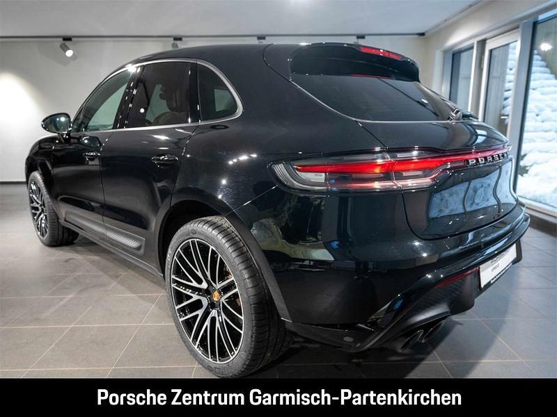 Używany Porsche Macan 265 KM (194 kW) 2023 Czarny SUV