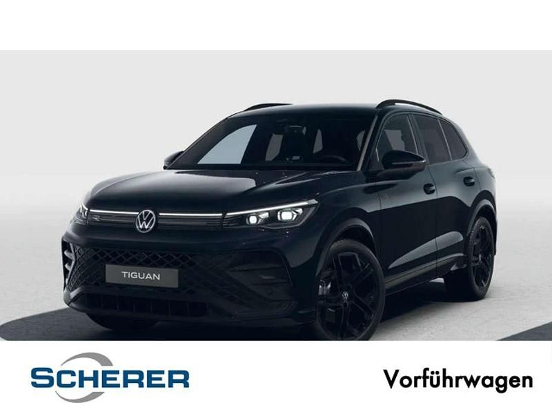 Grenadillschwarz metallic Neu 2025 VW Tiguan R-line SUV | 53.930 € (Teuer) - Bild 1/4