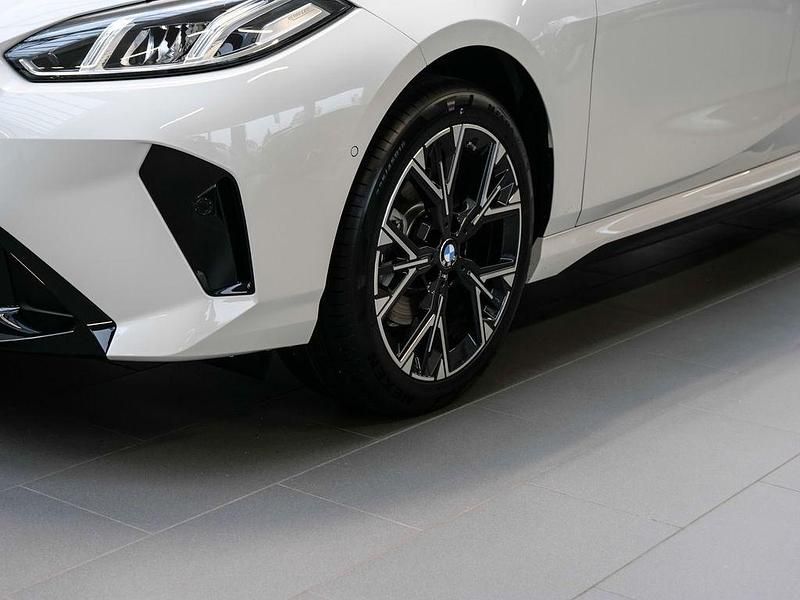 Neu BMW 116 M Sport 122 PS (89 kW) 2025 Alpinweiß uni Kleinwagen