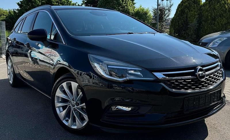 Onyx schwarz Gebraucht 2018 Opel Astra Business Kombi | 7.500 € (Superpreis) - Bild 1/4