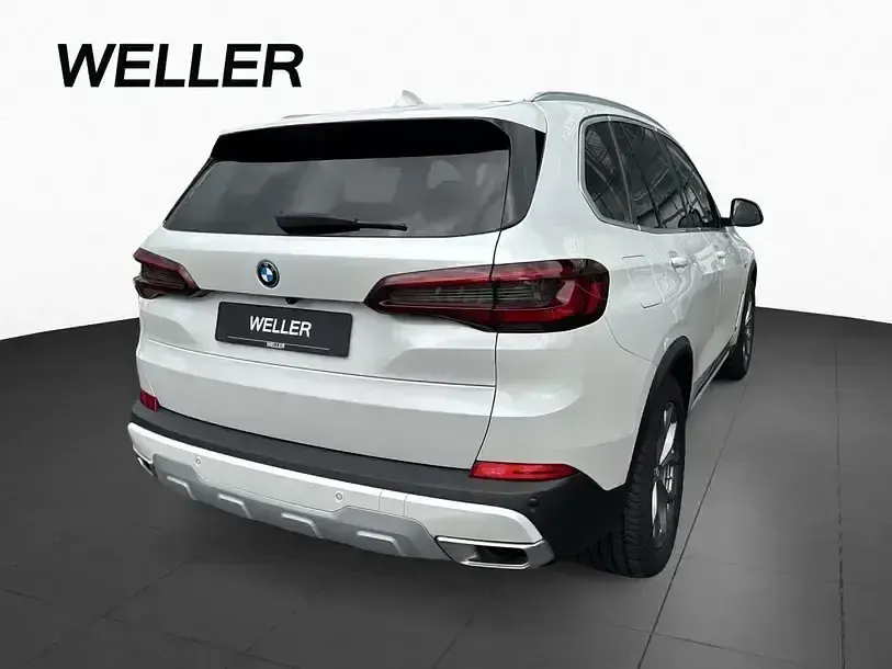 Gebraucht BMW X5 Sport Line 394 PS (289 kW) 2022 Weiß SUV