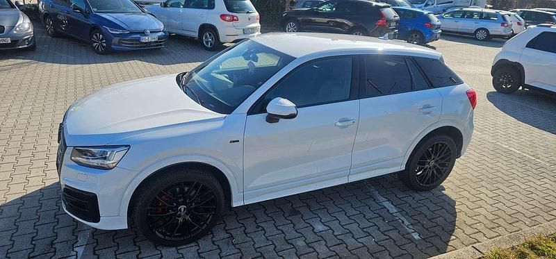 Gebraucht Audi Q2 S-Line 150 PS (110 kW) 2018 Weiß SUV