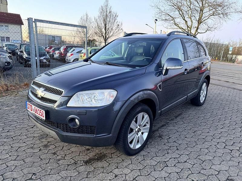 Schwarz Gebraucht 2009 Chevrolet Captiva LT SUV | 4.999 € (Fairer Preis) - Bild 1/4