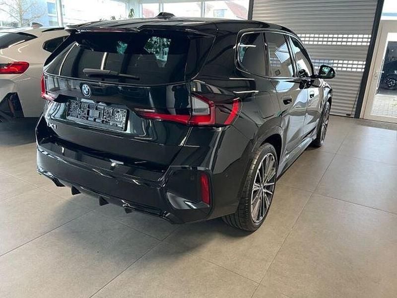Gebraucht BMW iX1 Comfort Edition 230 kW (313 PS) 2023 Schwarz SUV