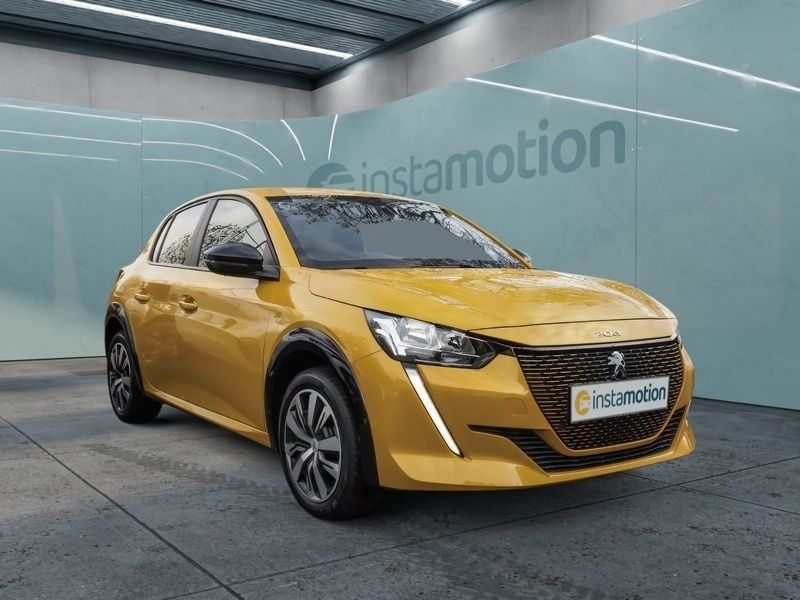 Gelb Gebraucht 2022 Peugeot e-208 Active Kleinwagen | 21.580 € (Teuer) - Bild 1/4