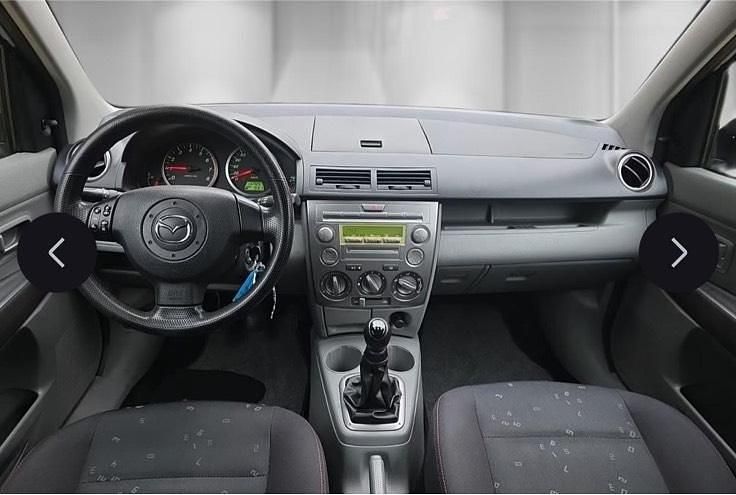 Gebraucht Mazda 2 80 PS (58 kW) 2003 Silber Kleinwagen