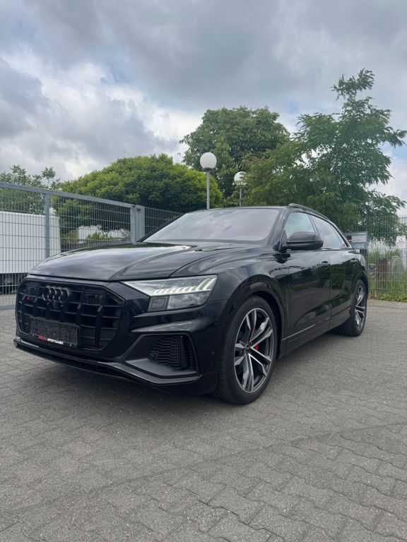 Schwarz Gebraucht 2023 Audi SQ8 Competition SUV | 79.900 € - Bild 1/4