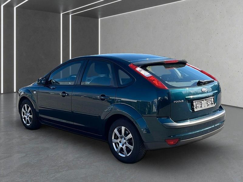 Gebraucht Ford Focus Fun X 101 PS (74 kW) 2008 Grün Kleinwagen