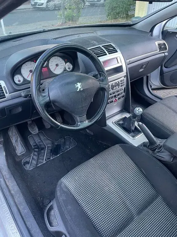 Gebraucht Peugeot 407 140 PS (102 kW) 2008 Silber Kombi