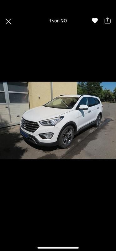 Weiß Gebraucht 2014 Hyundai Grand Santa Fe SUV | 15.000 € (Fairer Preis) - Bild 1/4