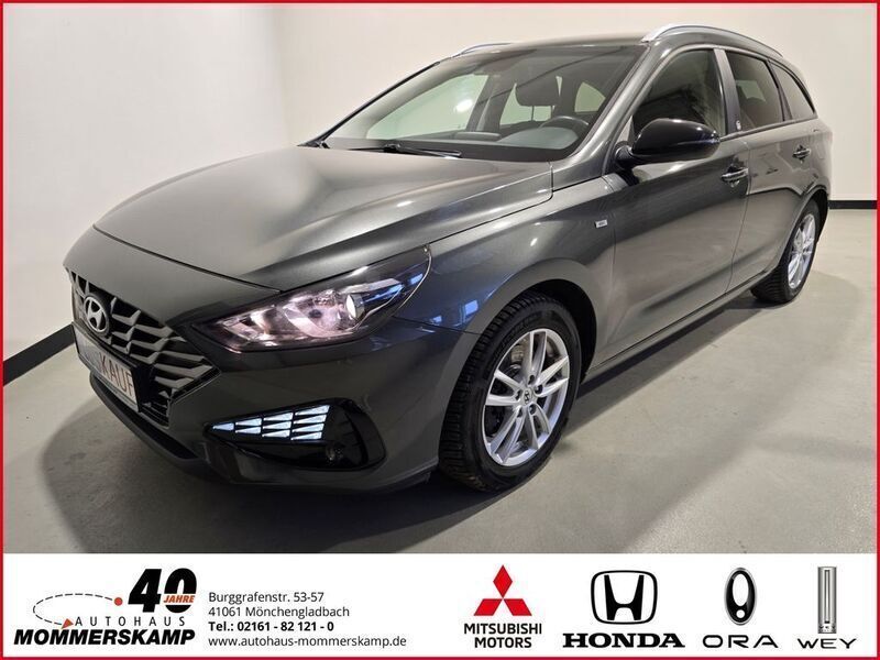 Grau Gebraucht 2021 Hyundai i30 Edition 30 Kombi | 17.480 € (Guter Preis) - Bild 1/4