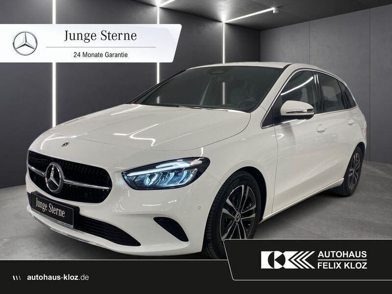 Weiß Gebraucht 2023 Mercedes B200 Progressive Van / Kleinbus | 30.700 € (Fairer Preis) - Bild 1/4