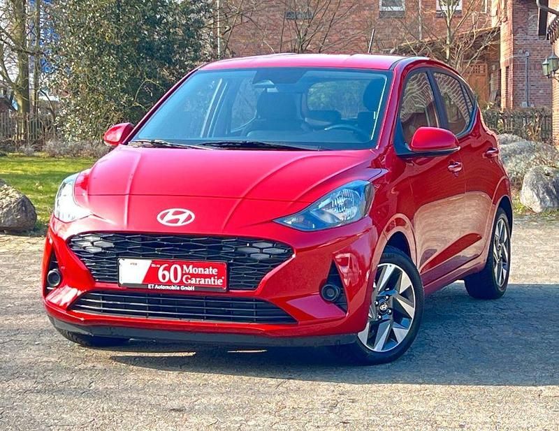 Gebraucht Hyundai i10 79 PS (58 kW) 2024 Rot Kleinwagen