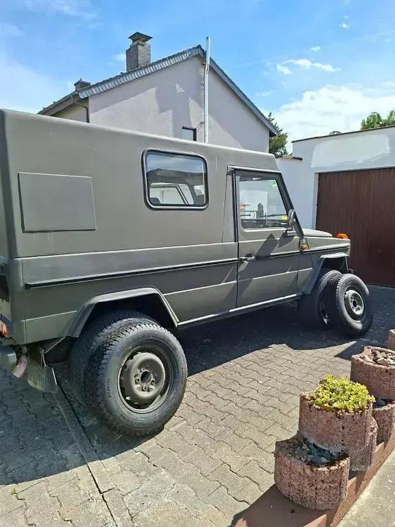 Gebraucht Mercedes E230 116 PS (85 kW) 1993 Grün SUV