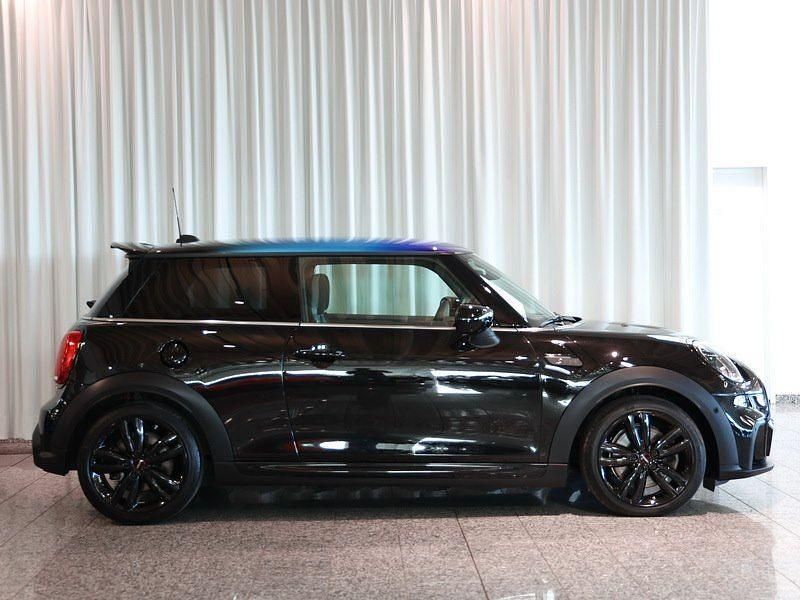 Gebraucht Mini John Cooper Works 178 PS (130 kW) 2021 Schwarz Kleinwagen