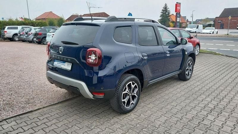 Gebraucht Dacia Duster Prestige 114 PS (83 kW) 2019 Blau SUV