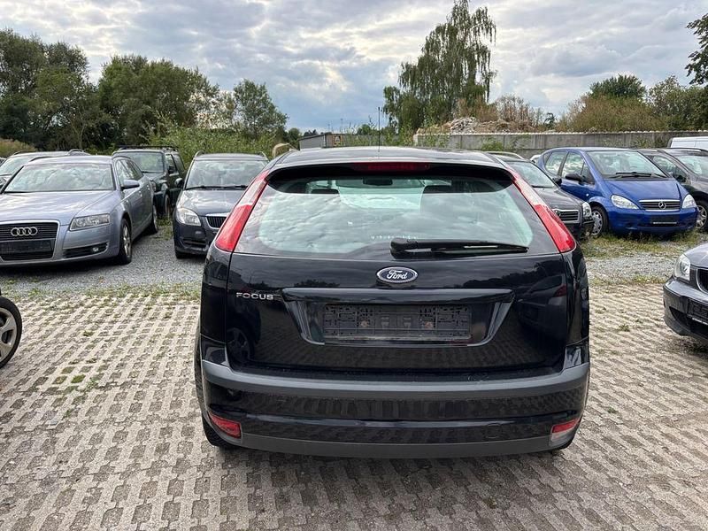 Gebraucht Ford Focus Fun X 101 PS (74 kW) 2006 Schwarz Limousine