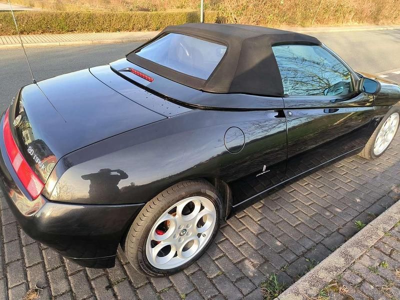 Gebraucht Alfa Romeo Spider 150 PS (110 kW) 2002 Schwarz Cabrio