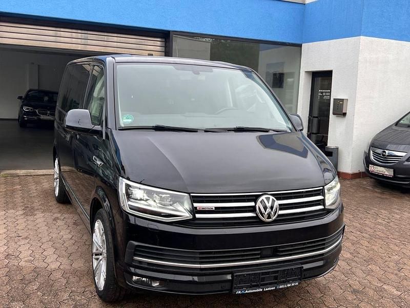 Gebraucht VW Multivan Highline 204 PS (150 kW) 2019 Deep black perleffekt Van