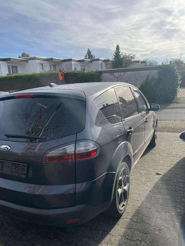 Gebraucht Ford S-MAX S 131 PS (96 kW) 2008 Van / Kleinbus