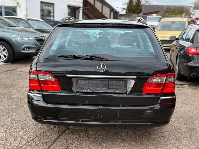 Gebraucht Mercedes E320 Avantgarde 224 PS (164 kW) 2007 Schwarz Kombi