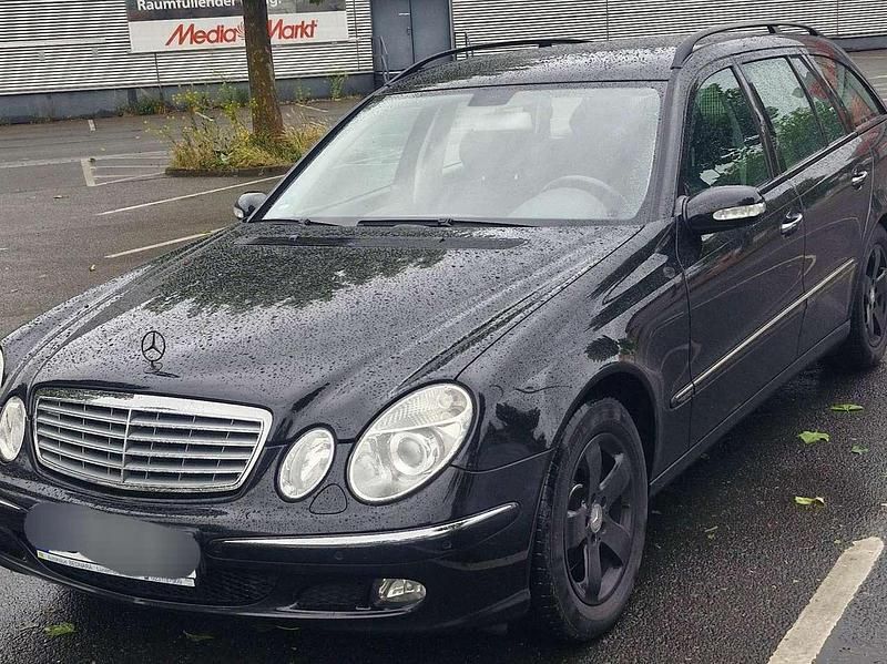 Schwarz Gebraucht 2005 Mercedes E280 Elegance Kombi | 5.950 € (Fairer Preis) - Bild 1/4