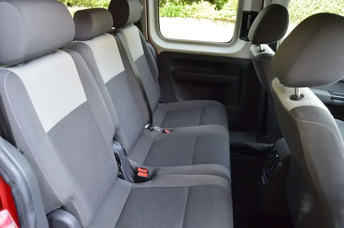 Brugt VW Caddy Maxi Trendline 110 HK (80 kW) 2012 Rød MPV