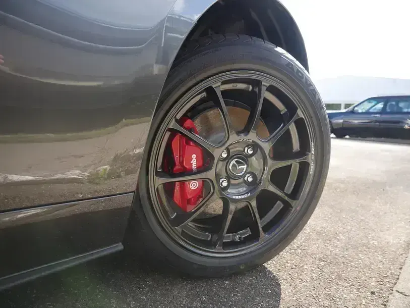 Neu Mazda MX5 132 PS (97 kW) 2026 Grau Cabrio