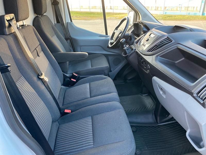 Gebraucht Ford Transit 130 PS (95 kW) 2016 Weiß Van / Kleinbus