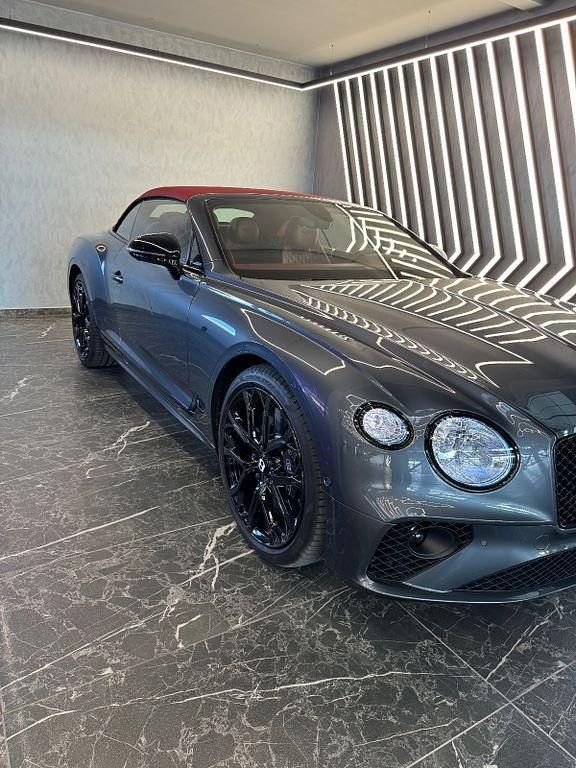 Neu Bentley Continental Mulliner 549 PS (403 kW) 2026 Thunder Cabrio