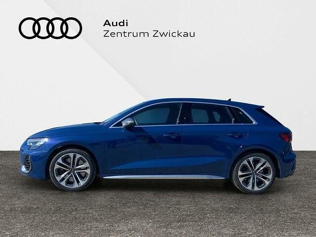 Gebraucht Audi S3 Ambiente 333 PS (244 kW) 2024 Blau Limousine