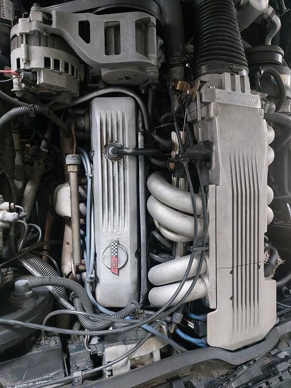 Second-hand Corvette C4 230 CP (169 kW) 1984 Negru Coupe