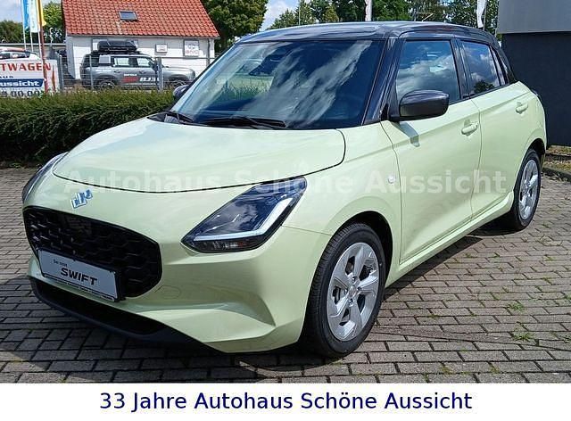Neu Suzuki Swift Comfort 83 PS (61 kW) 2025 Grün Kleinwagen