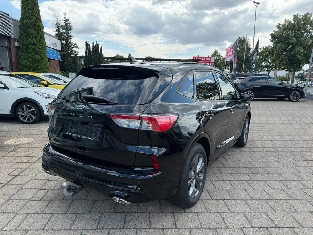 Gebraucht Ford Kuga ST-Line X 120 PS (88 kW) 2023 Obsidianschwarz metallic SUV