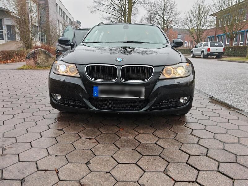 Gebraucht 2012 BMW 320 Kombi | 4.900 € (Guter Preis) - Bild 1/4