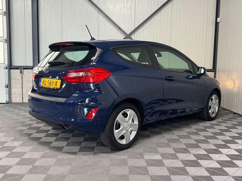 Gebraucht Ford Fiesta Trend 69 PS (50 kW) 2018 Blau Kleinwagen