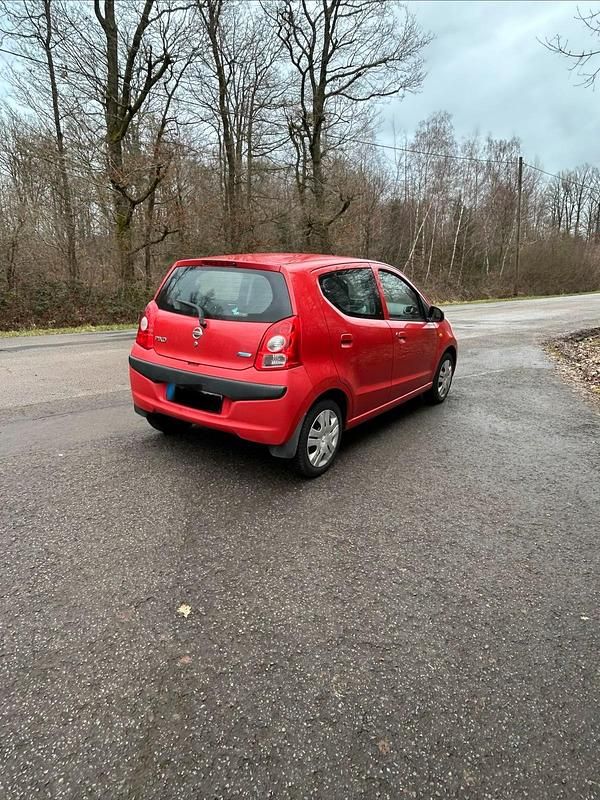 Gebraucht Nissan Pixo 68 PS (50 kW) 2011 Rot Kleinwagen