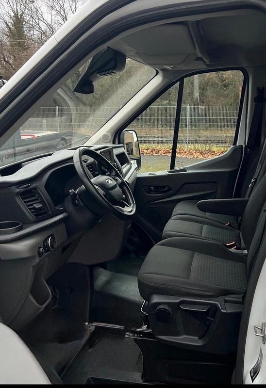 Gebraucht Ford Transit 131 PS (96 kW) 2020 Weiß Limousine