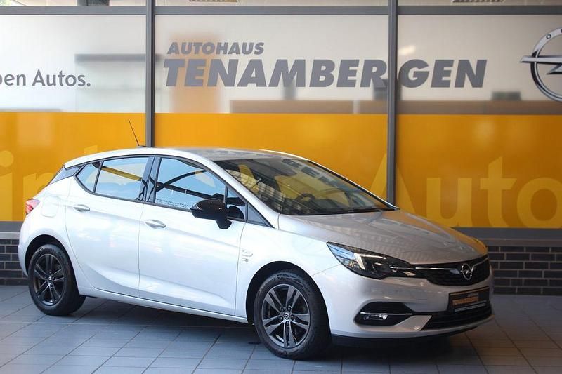 Silber Gebraucht 2020 Opel Astra S Limousine | 16.900 € (Teuer) - Bild 1/4