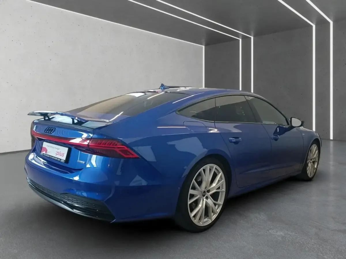 Gebraucht Audi A7 Sportback S-Line 340 PS (250 kW) 2023 Ultrablau metallic Kleinwagen