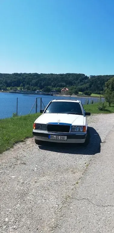 Gebraucht Mercedes 190 109 PS (80 kW) 1993 Weiß Limousine