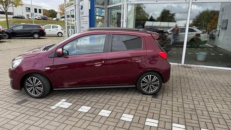 Gebraucht Mitsubishi Space Star Edition 80 PS (58 kW) 2017 Rot Limousine