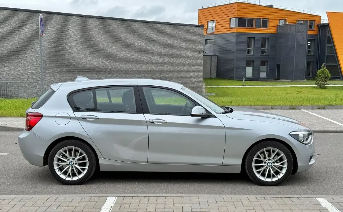 Gebraucht BMW 125 Sport Line 218 PS (160 kW) 2014 Silber Kleinwagen