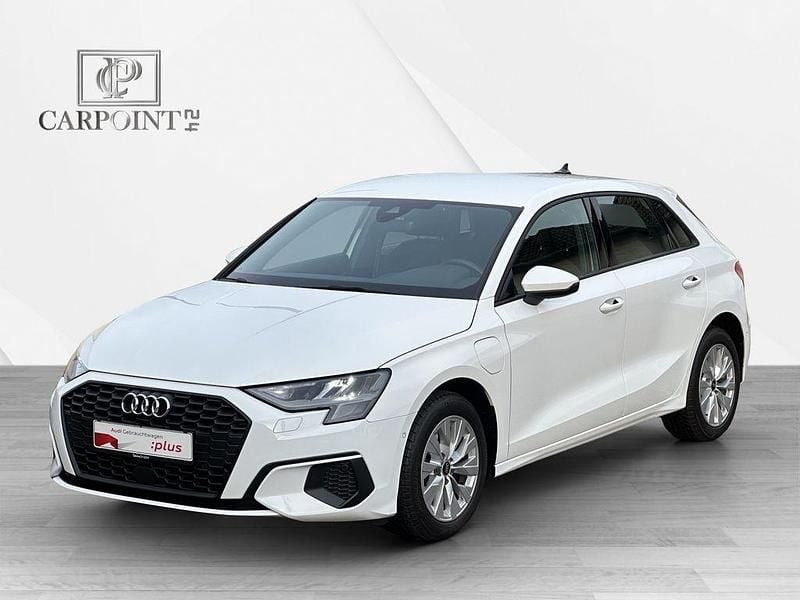 Ibisweiss Gebraucht 2022 Audi A3 Limousine | 20.900 € (Superpreis) - Bild 1/4