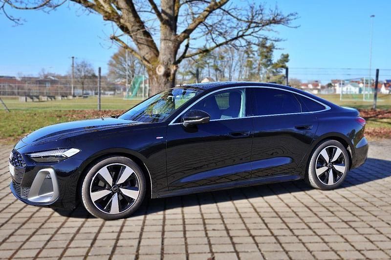 Gebraucht Audi A5 S-Line 150 PS (110 kW) 2025 Schwarz Limousine