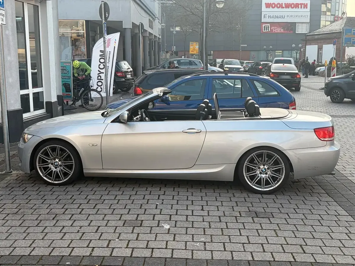 Gebraucht BMW 320 Cabriolet M Sport 177 PS (130 kW) 2009 Silber Cabrio