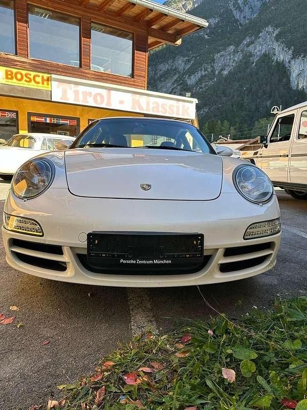 Weiß Gebraucht 2008 Porsche 911 Carrera Coupé | 49.000 € (Guter Preis) - Bild 1/4